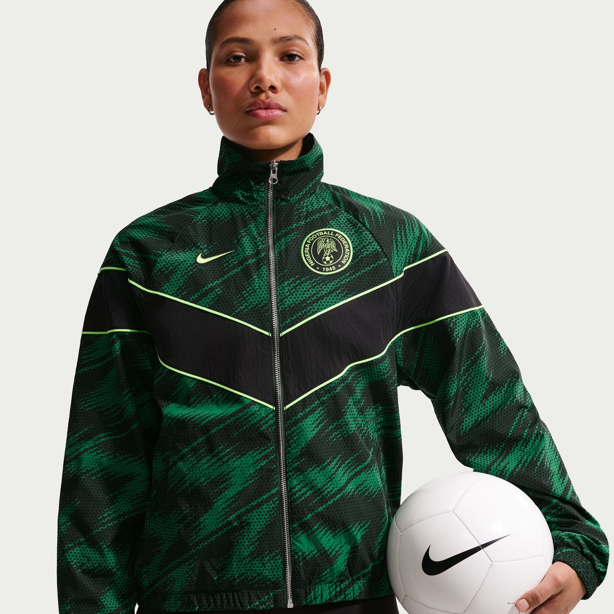 Chaqueta Falcon Nigeria 2023